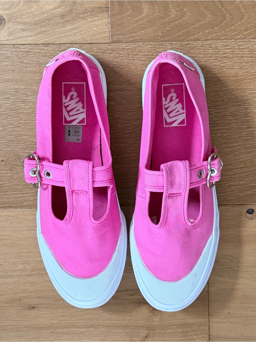 Vans Style 93 Mary Jane Hot Pink Canvas T-Strap Buckle Sneaker Women's 11 (est!) - Picture 2 of 10